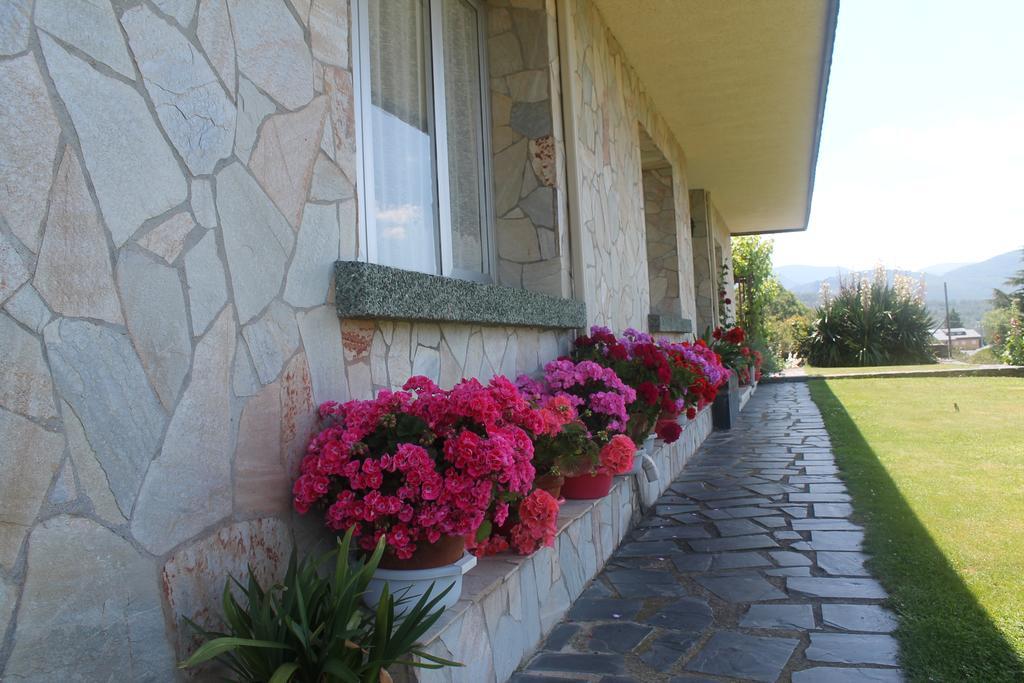 Pension Riego De Ambros Exterior photo